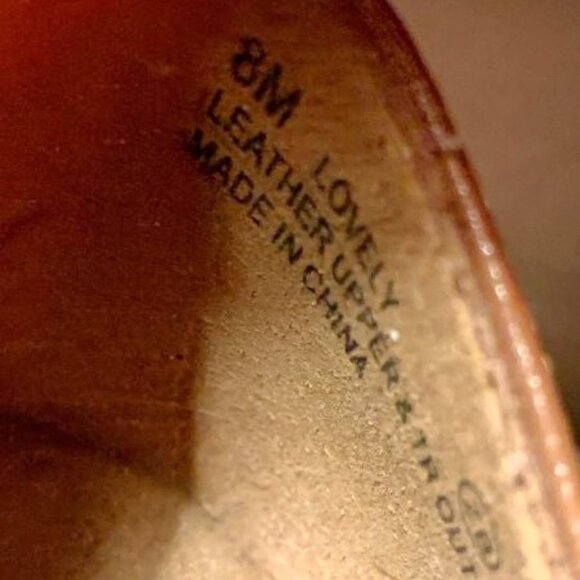 Aerosoles Classic Camel Pumps 8 M—Priced to go!  Half price! - Picture 4 of 7